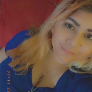 Meet your Posher, Selina